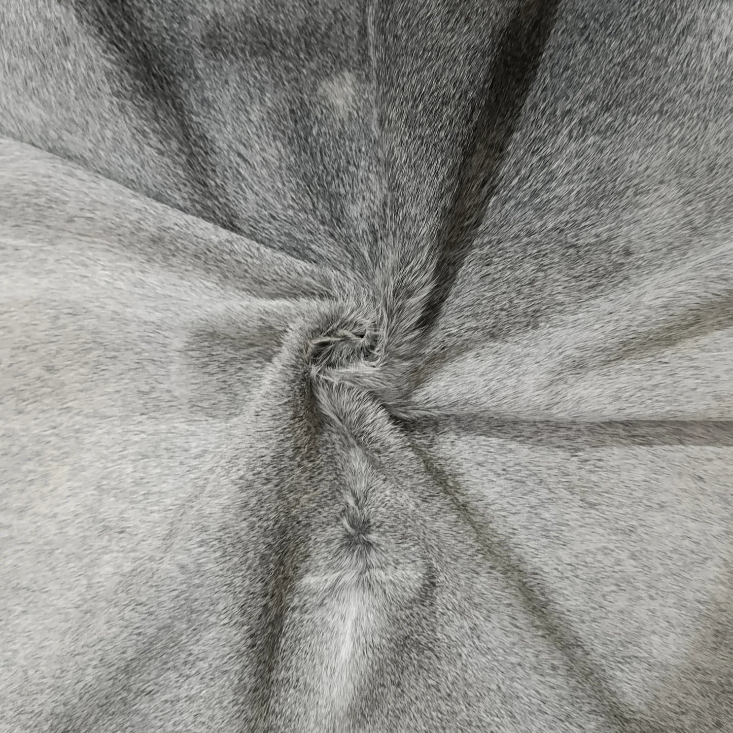 Grey Cowhide Rug – 4'-8" x 4'-8"