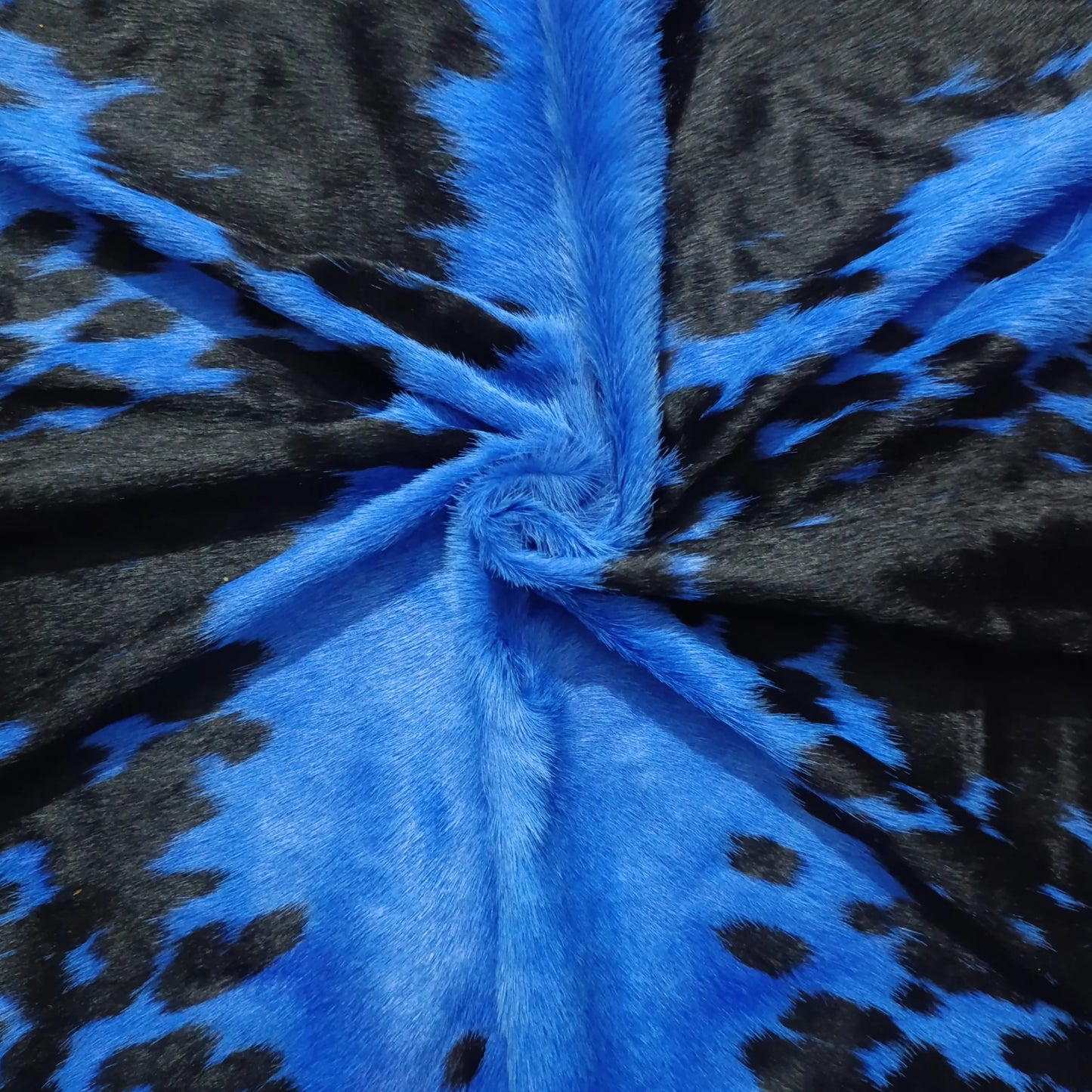 Dyed Blue Cowhide Rug with Black Spots (5x5 ft) – Azure Noir | Ventinots