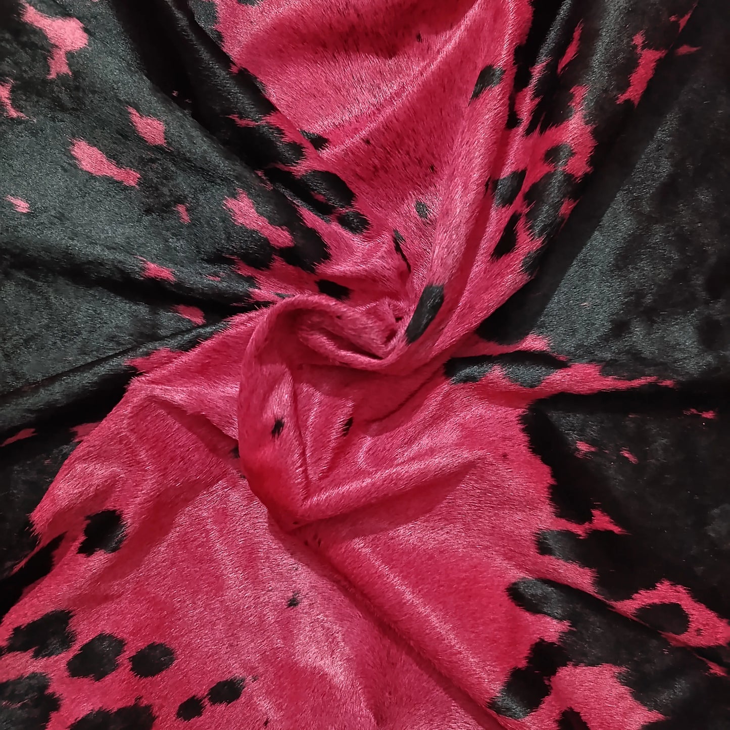 Dyed Red Cowhide Rug with Black Speckles (5x5 ft) – Crimson Noir | Ventinots
