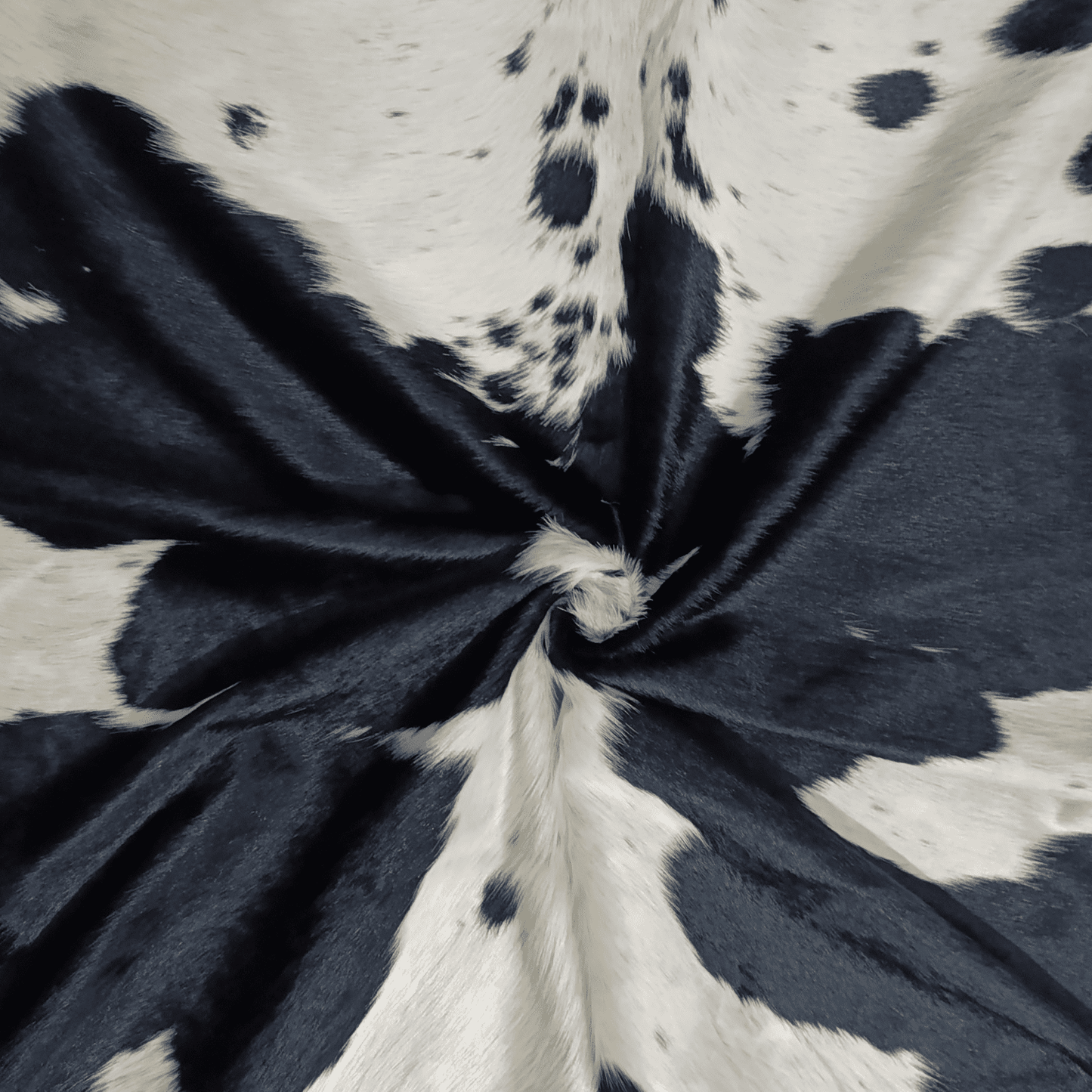 Premium Black and White, Black Salt and pepper, Black salt and pepper Brazilian Cowhide Rug – 5'-5" x 5'-9"