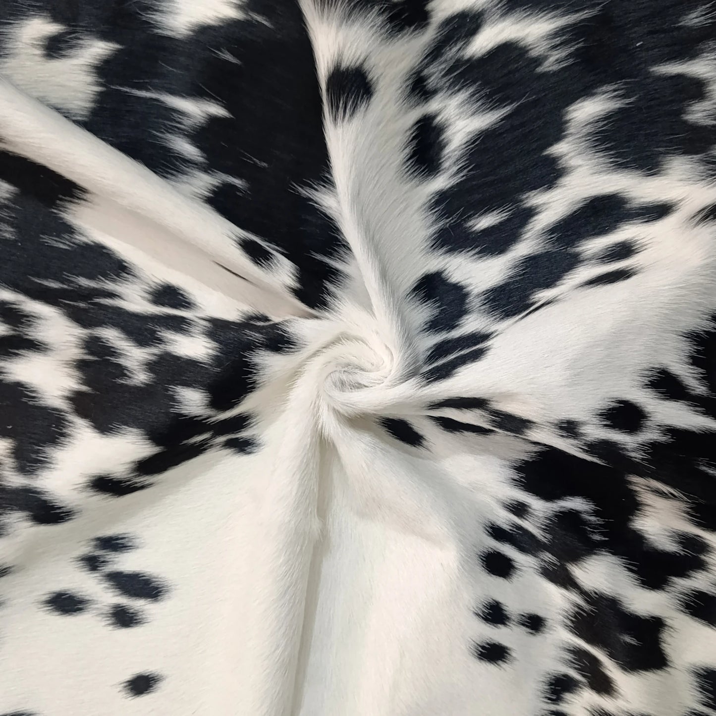 Black salt and pepper Cowhide Rug – 5'-2" x 4'-7"