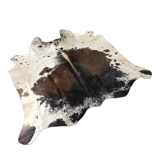 Premium Tricolor Cowhide Rug – 4'-6" x 4'-8"