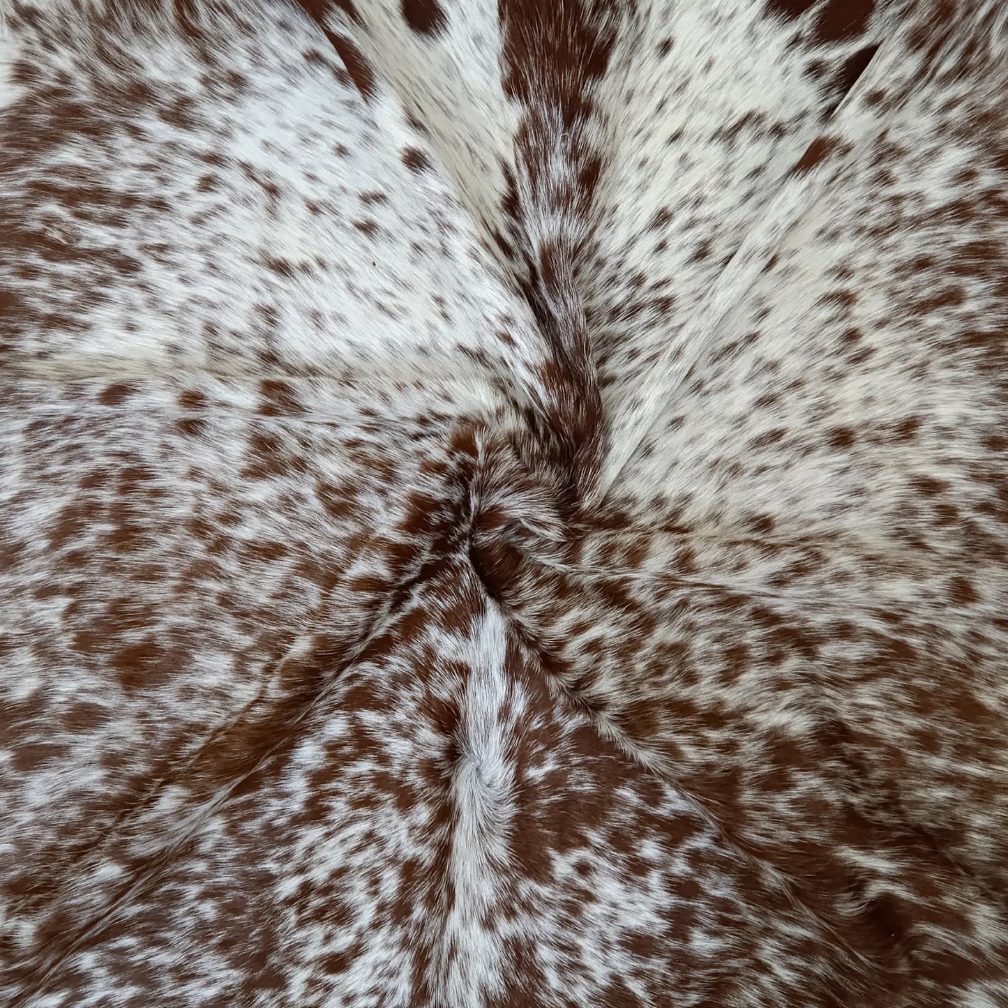 Brown salt and pepper Cowhide Rug – 4'-9" x 5'-8"