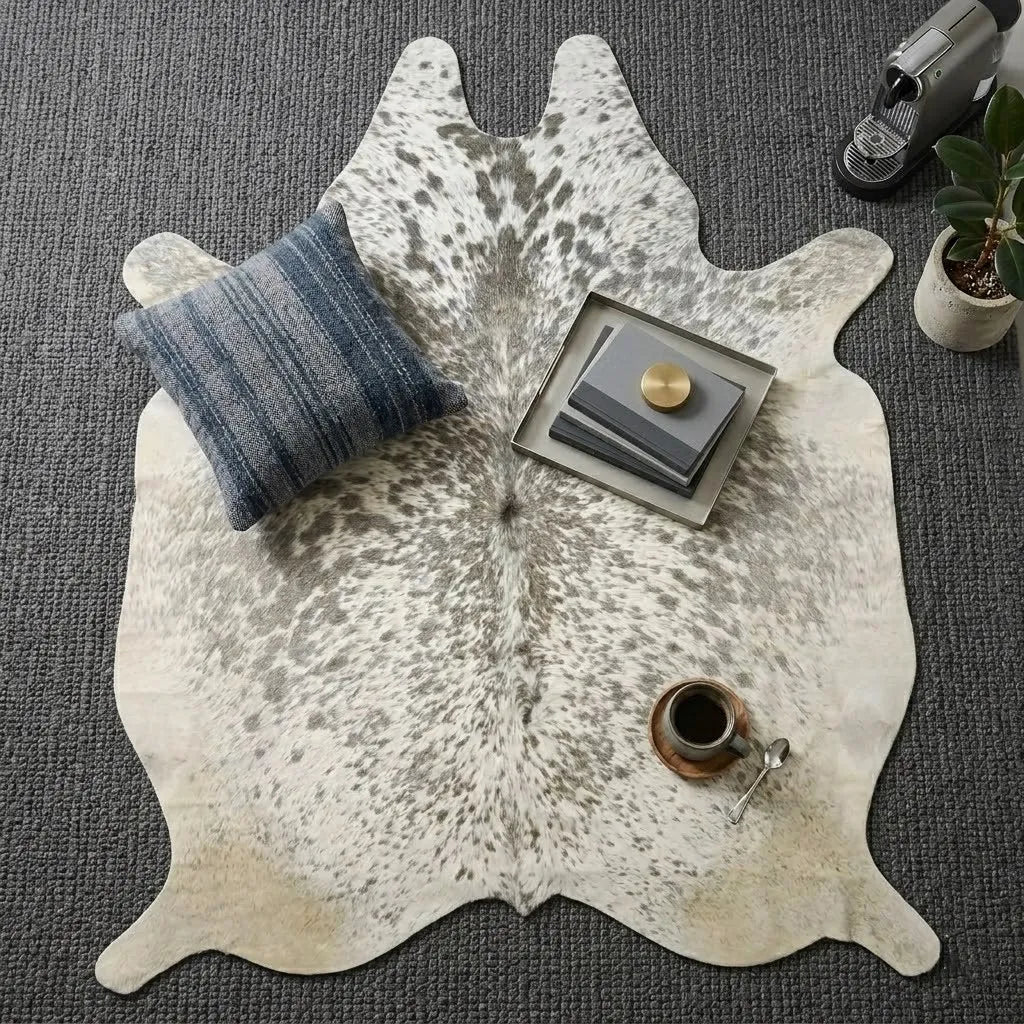 Grey salt and pepper Cowhide Rug – 5'-3" x 5'-7"